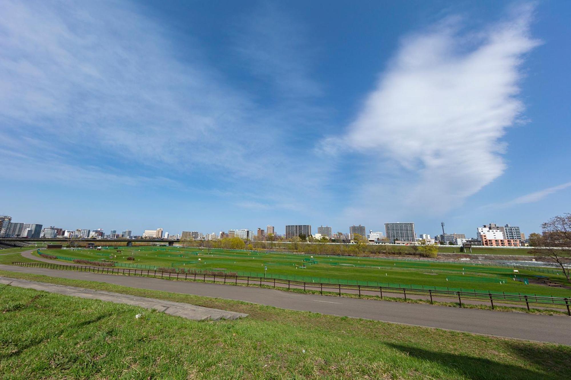 Ferienwohnung ローヤルハイツ菊水駅 Sapporo Exterior foto